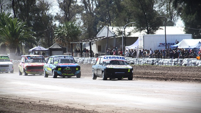 Automovilismo Zonal: La fiesta del "Froilán González" engalanada por la presencia de Luis Landriscina