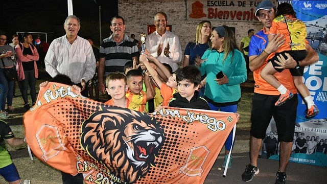 El Intendente Adalberto Papp estuvo presente en el cierre de la Liga Comunitaria de fútbol infantil 