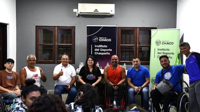 "COCO" URBANO Y PABLO SILVA REALIZARON UN CHARLA EN EL JAIME ZAPATA.