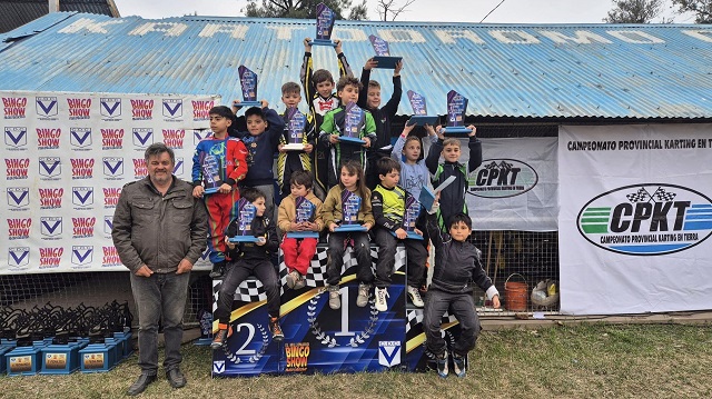 Play-Off Provincial de Karting: Ganadores de las carreras disputadas en el Club Comercio de Santa Sylvina  