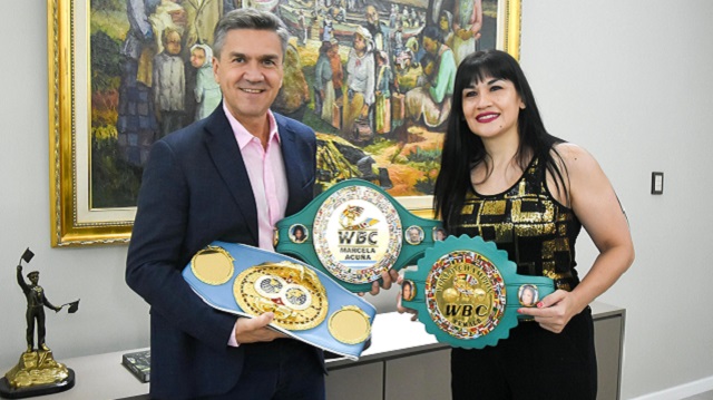 El Gobernador Zdero recibió a la “Tigresa” Acuña, en el marco de una acción solidaria