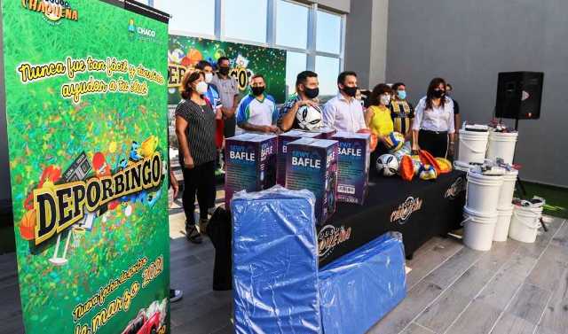 Lotería Chaqueña entregó premios a clubes ganadores del Deporbingo