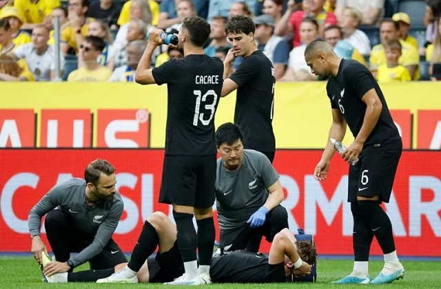 Nueva Zelanda denunció racismo en un amistoso ante Qatar y no salió a jugar el segundo tiempo