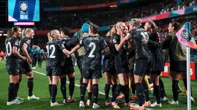 Mundial Femenino: Nueva Zelanda derrotó a Noruega y se quedó con el partido inaugural