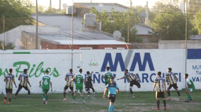 TFRA 2024: Avenida sufrió el juego aéreo de Sportivo Pampa y resigno 3 puntos en casa