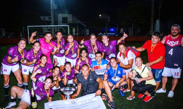El equipo de fútbol femenino Saenzpeñense, La Furia, se consagró campeón de la Copa de Oro en Tandil
