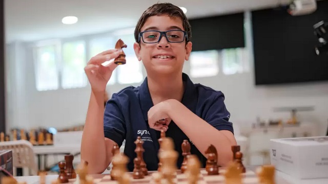 Ajedrez: Faustino Oro, a una partida de ser el Gran Maestro más joven