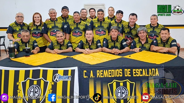 Copa Senior +50: Escalada presentó indumentaria previo a su viaje a Salta