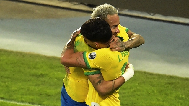 Brasil, con lo justo, derrotó a Perú y es finalista