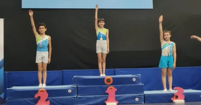 Ramiro Ortega: el niño Saenzpeñense de 9 años que se consagró campeón nacional de trampolín