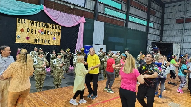 Celebramos el Día del Adulto Mayor 