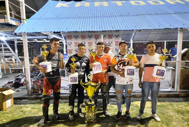 Ganadores de la doble fecha del Provincial de Karting y Motos en el Club Comercio  de Santa Sylvina 