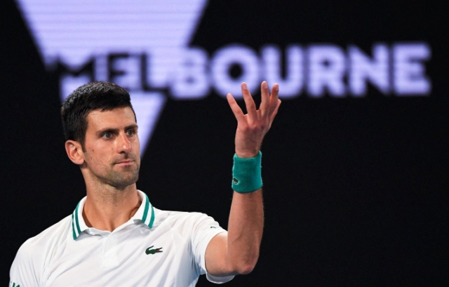 Tenis: Djokovic ganó el juicio y le devolvieron el pasaporte, aunque aún podrían decidir su deportación