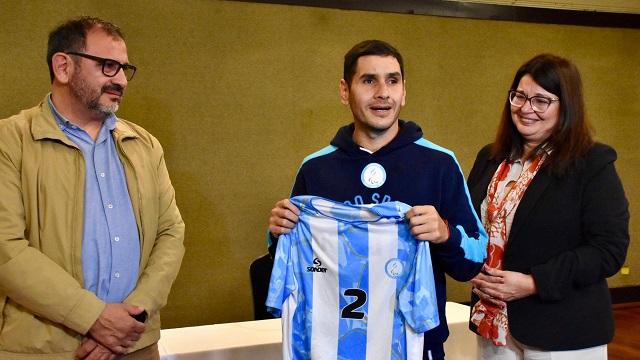 Reconocimiento al Chaqueño Ángel Deldo tras ganar la medalla de plata en los juegos Paralímpicos 