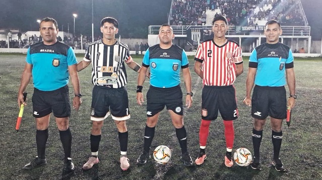 Federativo 2026: Obreros fue contundente y gole&oacute; a un Napenay desconocido