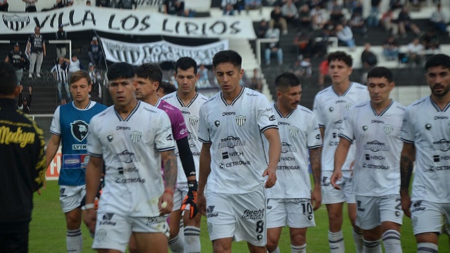 Primera Nacional: For Ever volvi&oacute; a perder y se hunde en el fondo