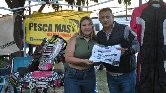 Polideportivo Jaime Zapata: El día del deporte Chaqueño se vivió con stands y diversas actividades 