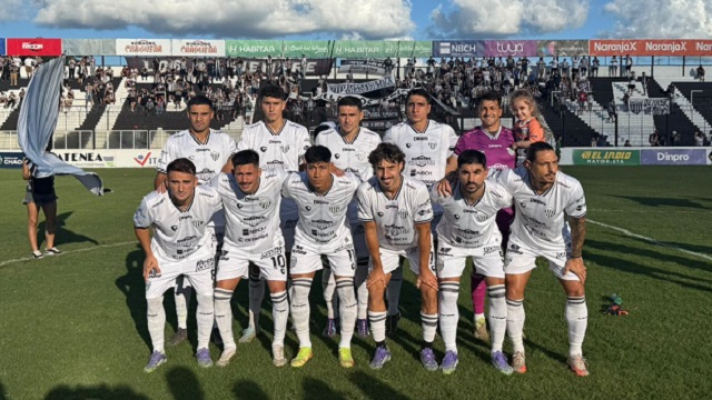 Primer Nacional: For Ever dejo escapar la posibilidad de salir del fondo