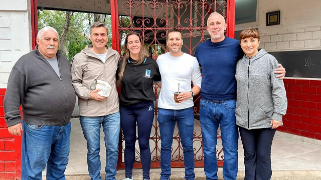 GRAN FINAL DE V&Oacute;LEY: EL GOBERNADOR ZDERO DESTAC&Oacute; EL IMPULSO AL DEPORTE Y EL NIVEL DEL NACIONAL SUB 14