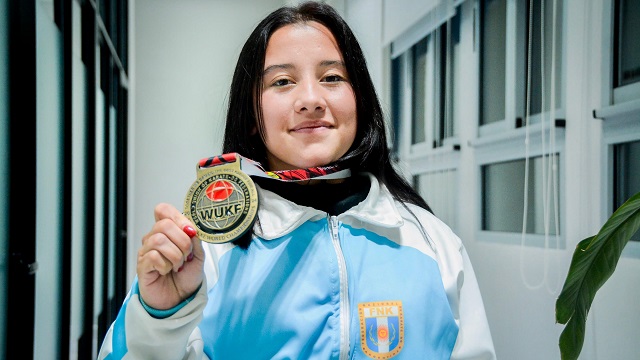 El gobernador Zdero recibió a Melani Alegre, la Chaqueña recientemente consagrada como campeona mundial de karate